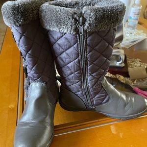 Polo. botas para niña